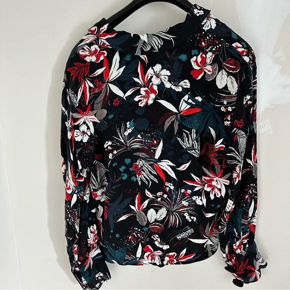 MNG Floral Longsleeve Button Up - Picture 2 of 4